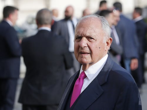Paolo Savona positivo al Coronavirus, l'ex ministro è asintomatico