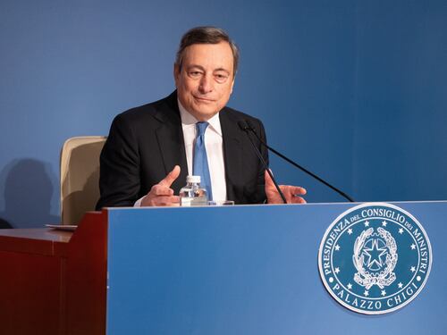 Mario Draghi allarma i peones. Il voto anticipato spaventa chi non è sicuro della rielezione