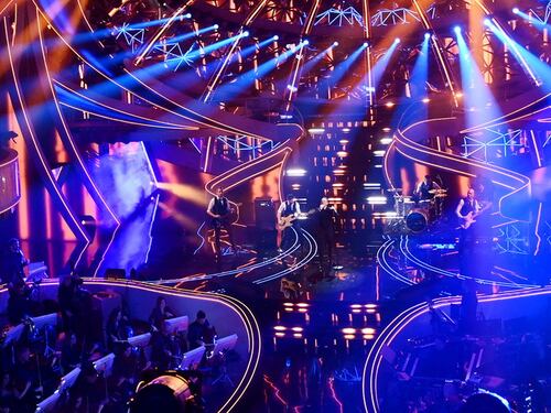 Sanremo, bomba di Striscia. Chi vuole soffiare il Festival alla Rai: "C'è l'offerta"