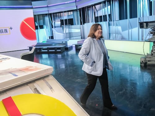 Schlein vuole Annunziata alle Europee, agitazione nel Pd: chi le fa la guerra