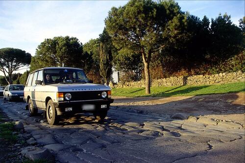 Roma, stop alle auto sull'Appia Antica: varchi entro l'estate