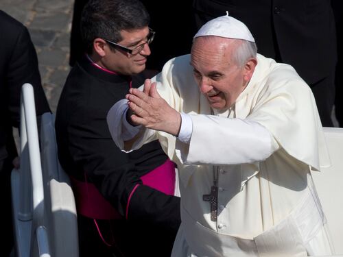 Francesco: «Nessuno è inutile nella Chiesa»