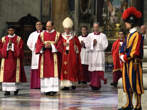 Il Papa: «Potenze demoniache impotenti davanti alla fede»