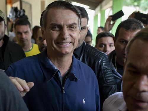 Il Brasile svolta a destra: Bolsonaro al 46%, ora il ballottaggio col socialista Haddad