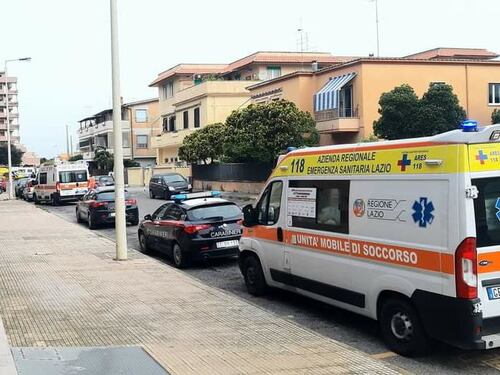 Ladispoli, uomo accoltella moglie e figlia dopo una lite