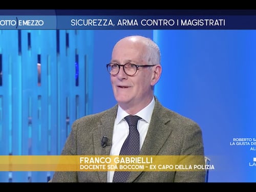 Otto e mezzo, Gabrielli prova a fare lo gnorri: “Non attratto dalla politica, ma se…”