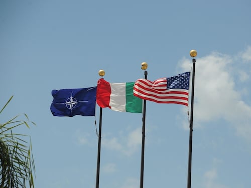 Nato intercetta missili iraniani sulla Turchia: quando scatta l'articolo 5?