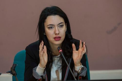 Scoppia il caso di Lucia Azzolina. Il M5s: "Vergognosi attacchi sessisti dai fan di Salvini"
