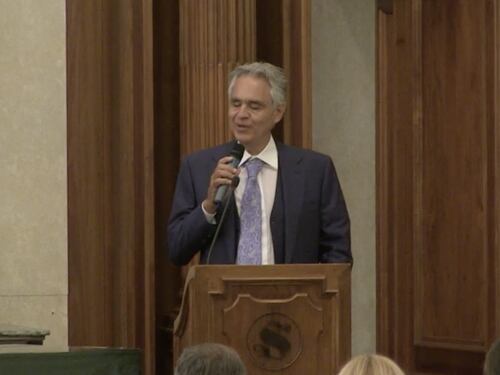 Andrea Bocelli le canta a Conte: umiliato dal lockdown, ho disobbedito