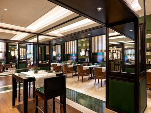 Il "lusso accessibile" del Flora Restaurant
