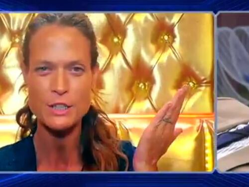 Ecco come Jane Alexander vuole farla pagare a Cecchi Paone