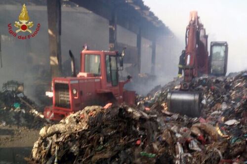Nube tossica da Pomezia a Roma: tavolo tecnico Asl-Arpa per amianto e diossina