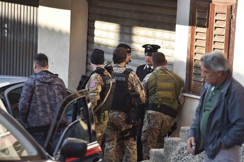 Vibo Valentia, si è costituito l'uomo che uccise due persone