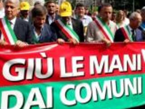 Salvi i piccoli Comuni ma la protesta non si ferma