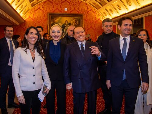 Forza Italia, Berlusconi torna a casa. E ricompatta il partito dopo le troppe liti