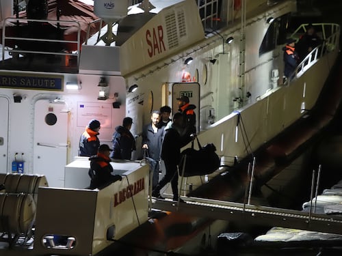 Migranti, il caso del molestatore liberato. Il Pd grida, ma lo salvò il governo giallorosso e il solito giro di toghe