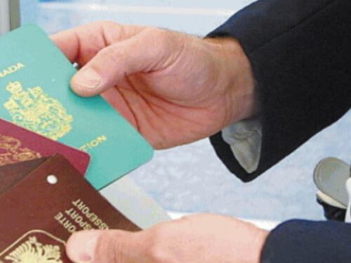 Passaportopoli e battesimi fake: così costruivano i falsi connazionali