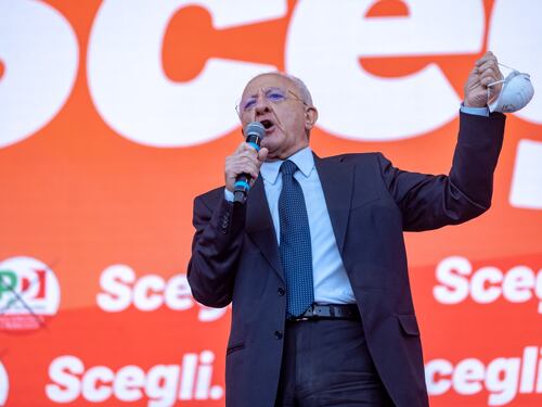 Ischia, scontro De Luca Governo per nomina Commissario. Rischio stop ordinanza
