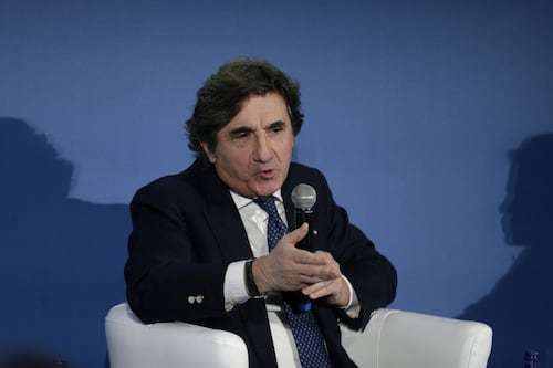 Urbano Cairo, l'editore del Corriere e La7 si rassegni al governo Meloni