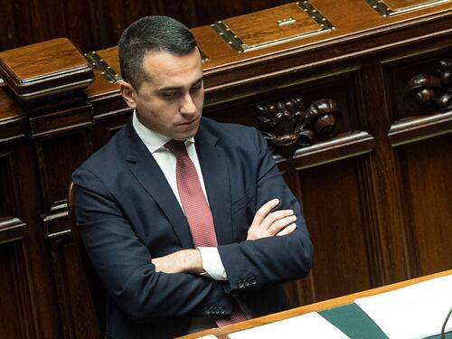 Luigi Di Maio si dimette? Staff del capo politico M5s furioso per la bomba di Travaglio