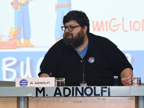 Mario Adinolfi se la prende pure con il Vaticano per il logo del Giubileo: il paragone choc con il Gay Pride