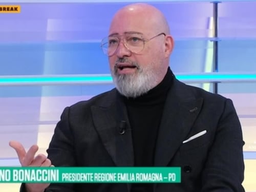 Cosa propone Fratelli d'Italia? Bonaccini elogia Meloni e prende a schiaffi il Pd