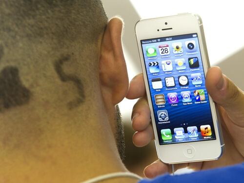 Ora l'iPhone può fornire le notifiche Covid. Ma in Italia resta Immuni