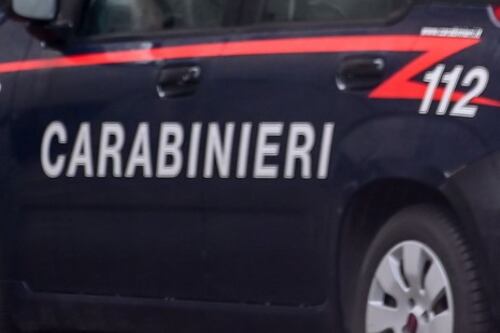 Catania, morta una bambina lanciata da un balcone, fermata la madre