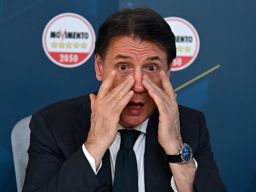 Conte in commissione Covid, ci sono la convocazione ufficiale e la diretta web. Manca una sola cosa...