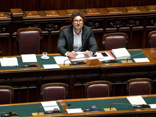 I veti grillini bloccano le grandi opere