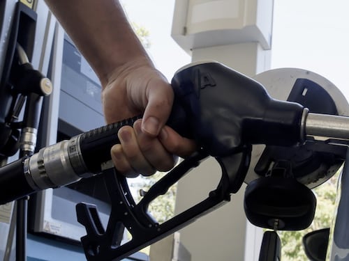 Carburante, ecco i prezzi di benzina e diesel oggi. In Cdm la proroga del taglio poi misure ad hoc