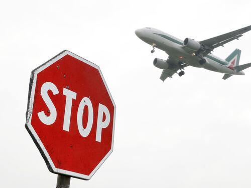 Quanti dubbi sul decollo di Ita, cosa rischiano i dipendenti di Alitalia