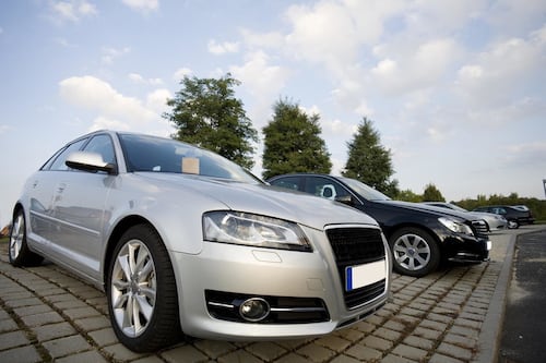 Mese nero per il mercato dell’auto. Poche vendite e incentivi esauriti