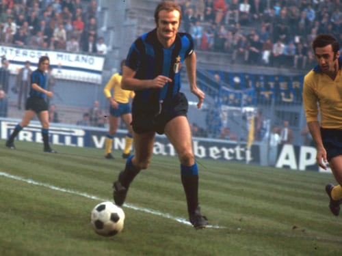 Sandro Mazzola è morto a 83 anni: addio alla leggenda della Grande Inter e della Nazionale