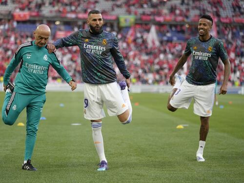 Caos tifosi del Liverpool allo Stade de France, la finale di Champions inizia in ritardo
