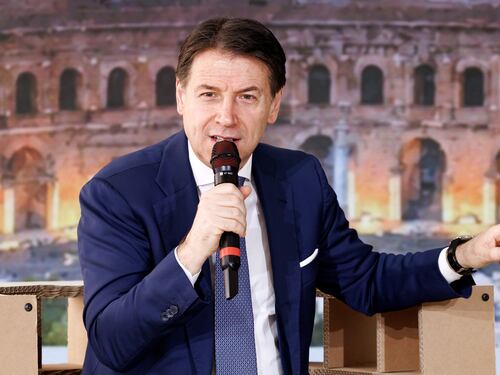 Conte, quella misteriosa estate-autunno del 2019. Giuseppi, Trump e il Russiagate