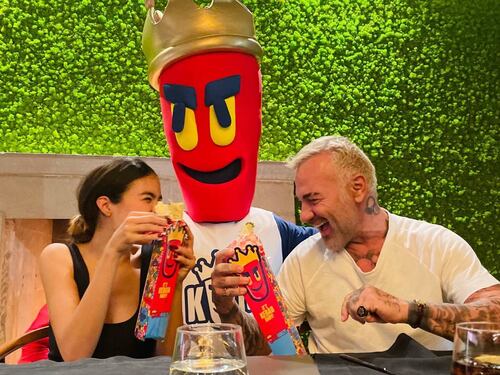 Il kebab di Gianluca Vacchi sbarca a Roma. Inaugura all'Eur il primo Kebhouze