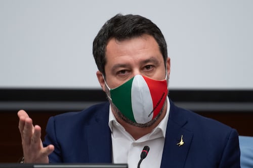 L’offensiva di Matteo Salvini contro l’Unione Europa: no alla dieta mediterranea e sì al grillo domestico