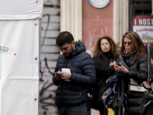 Primarie Pd, alle 13 hanno votato in 600mila. "Chi favorisce l'affluenza"