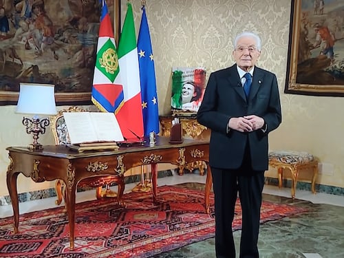 Mattarella, plauso bipartisan al discorso di fine anno. Meloni: orgogliosi della nostra storia