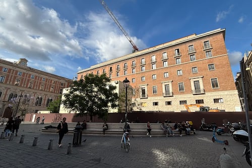 Sì a hotel più grandi e via il limite di 60 stanze. Ecco le nuove regole comunali