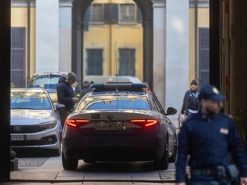 Rogoredo, indagati altri due agenti. Cinturrino accusato pure di premeditazione