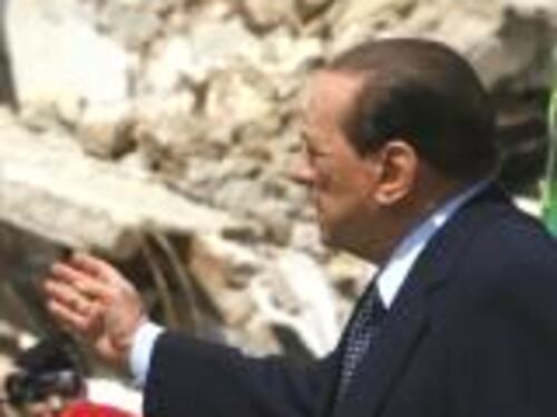 Berlusconi: "Sarà ritirato il ddl su partigiani e repubblichini"