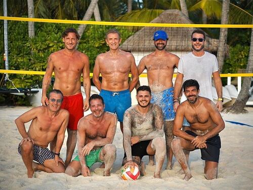 Quanto sono banali i vip! Tutti in vacanza alle Maldive (nello stesso albergo)