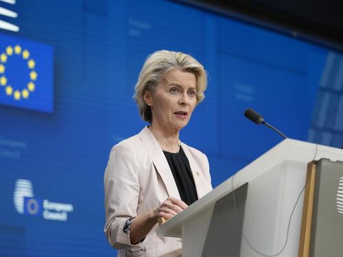 Migranti, pugno duro di Von der Leyen: stop ai trafficanti e sorveglianza alle frontiere