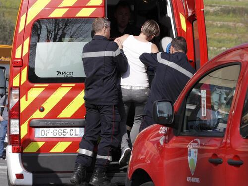 Spari in un liceo a Grasse in Francia: almeno otto feriti, fermato un 17enne