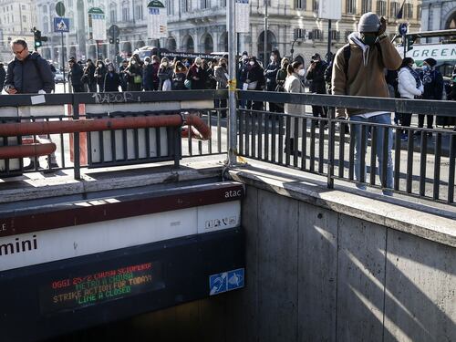 Venerdì da incubo a Roma: lo sciopero ferma metro, autobus e treni