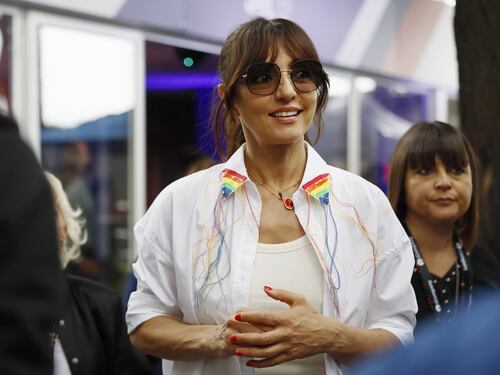 “Banalismo da bar e lezioncine”, Selvaggia Lucarelli infilza Ambra Angiolini