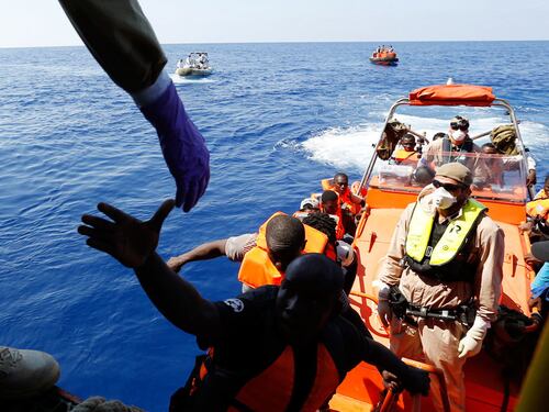 Naufraga gommone, morti e dispersi al largo della Libia