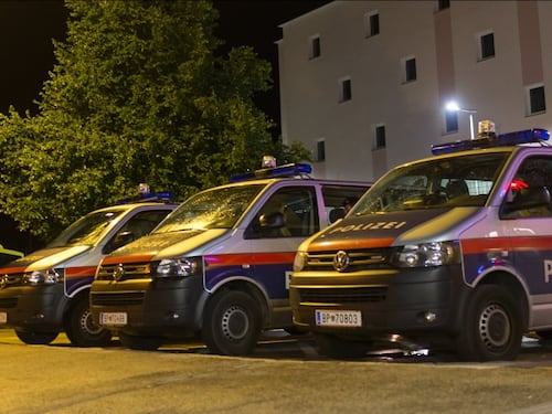 Vienna, attacco con coltello in strada. Feriti gravi